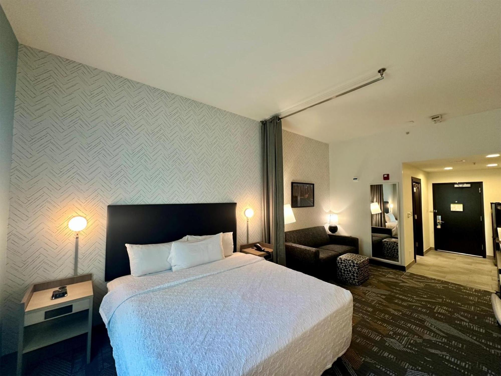 Hotel Home2 By Hilton