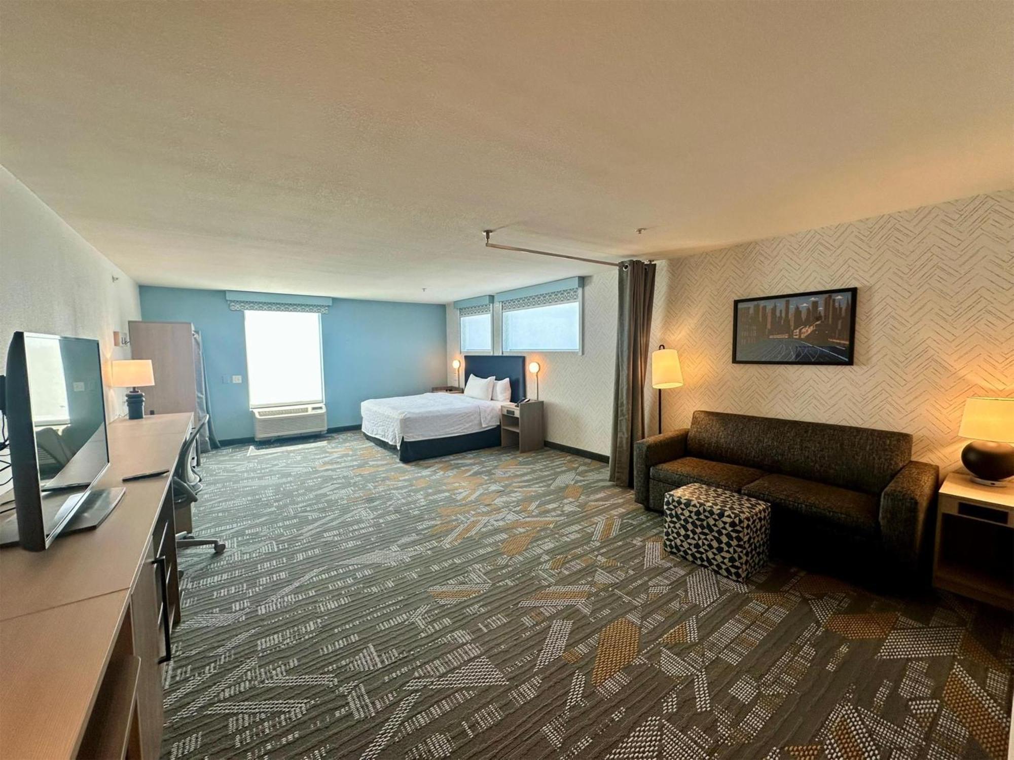 Home2 By Hilton 3*